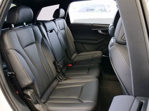 New 2026 Audi Q7 3.0T Premium Plus image 18