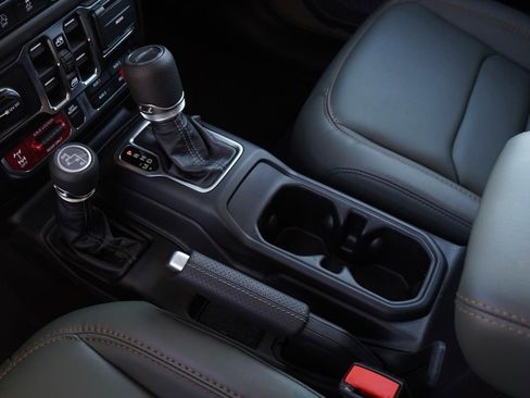 New 2026 Jeep Gladiator Mojave image 17