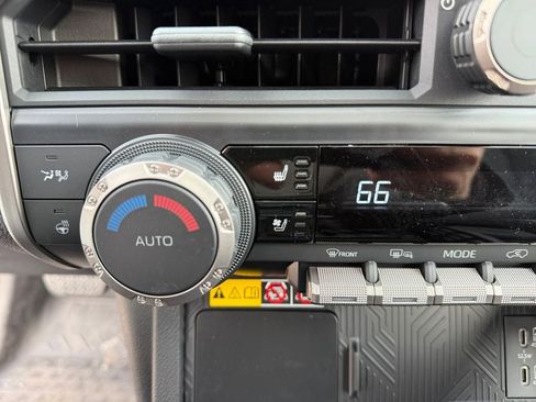 Certified 2025 Toyota 4Runner TRD Off-Road Premium image 24