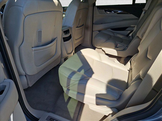 Used 2019 Cadillac Escalade Premium Luxury AWD/4WD image 21