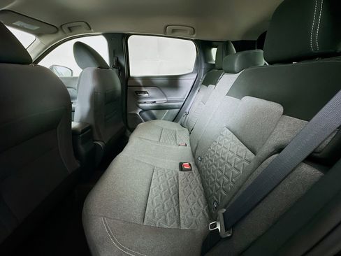 Used 2025 Nissan Kicks SV image 26