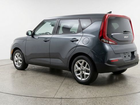 Used 2025 Kia Soul LX w/ LX Technology Package image 6
