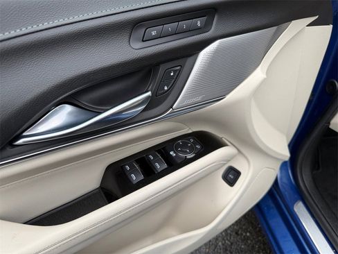 Used 2021 Cadillac CT4 Premium Luxury image 11