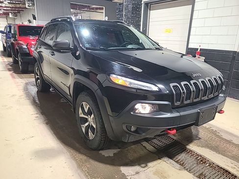 Used 2014 Jeep Cherokee Trailhawk w/ Leather Interior Group image 5