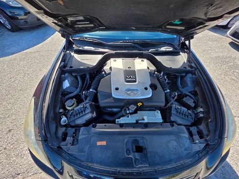 Used 2010 INFINITI G37 Convertible w/ Premium Pkg RWD image 25