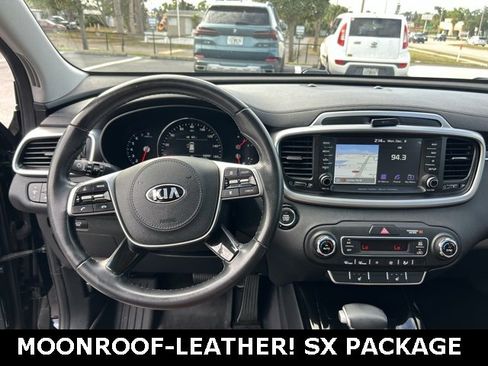 Used 2020 Kia Sorento SX image 19