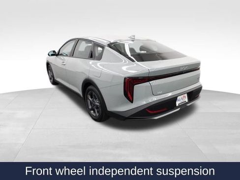 Used 2025 Kia K4 LXS image 7
