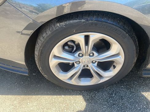 Used 2025 Honda Accord LX image 22