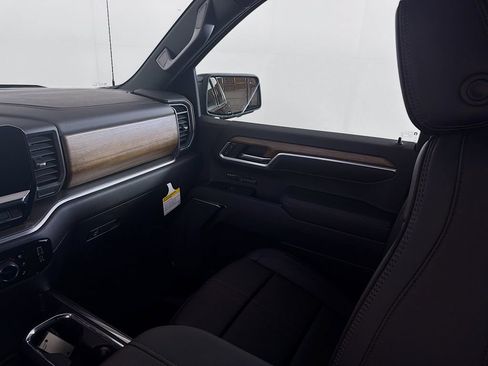 New 2026 Chevrolet Silverado 1500 High Country w/ Midnight Edition AWD/4WD image 21