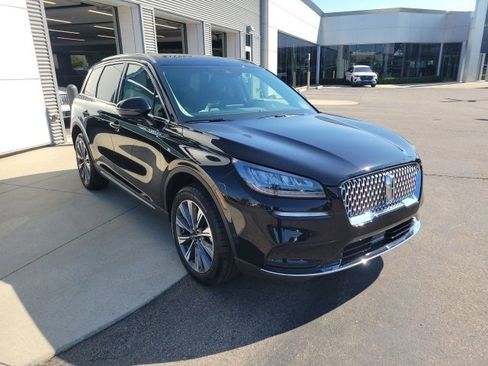Used 2022 Lincoln Corsair Reserve w/ Equipment Group 201A image 10