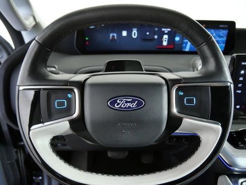 Certified 2025 Ford Expedition Max Platinum w/ Driver's Package AWD/4WD image 24