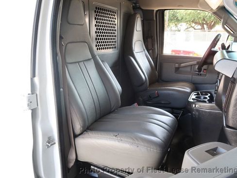 Used 2020 Chevrolet Express 2500 w/ Enhanced Convenience Package RWD image 21