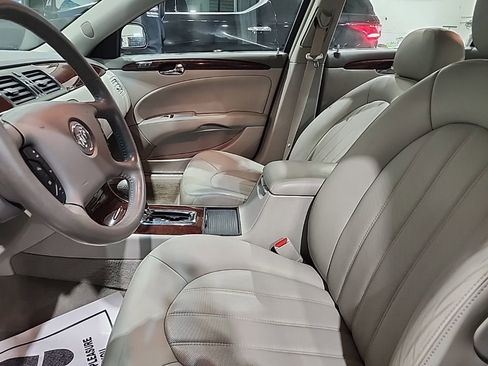 Used 2007 Buick Lucerne CXL w/ Luxury Package FWD image 14