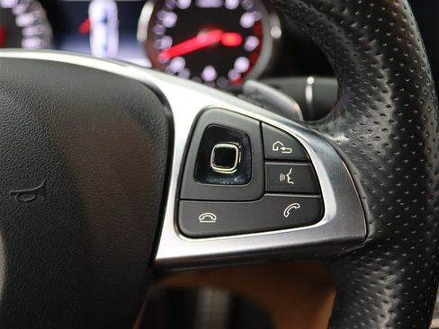 Used 2018 Mercedes-Benz E 400 Coupe image 36