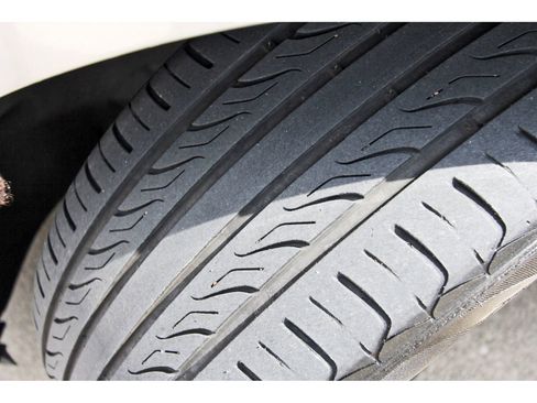 Used 2022 Chevrolet Malibu LT image 31