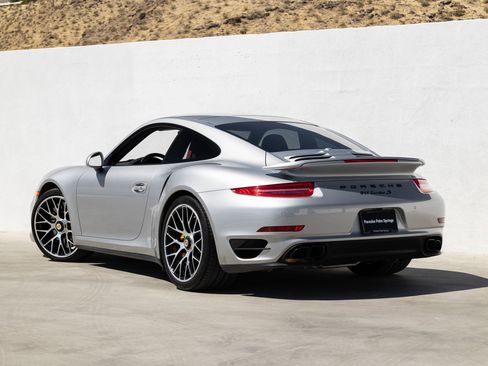 Certified 2014 Porsche 911 Turbo S image 3