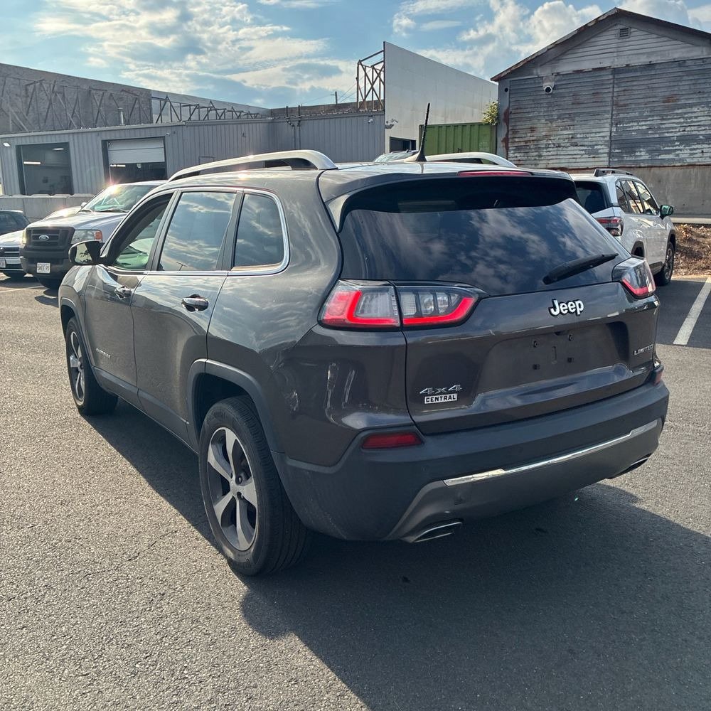 Used 2019 Jeep Cherokee Limited AWD/4WD image 4