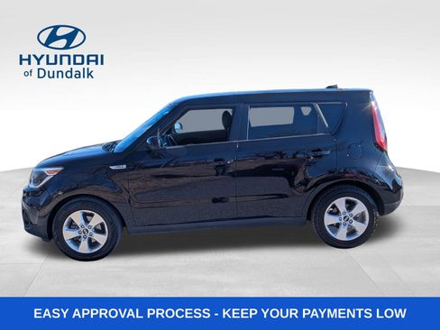 Used 2018 Kia Soul w/ Convenience Package image 2