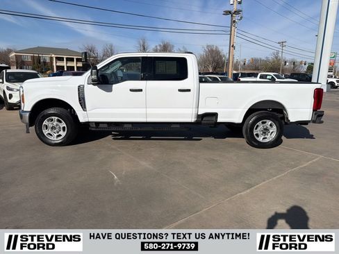 Used 2024 Ford F250 XLT AWD/4WD image 9