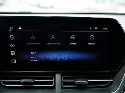 Used 2025 Chevrolet Trax LT image 35