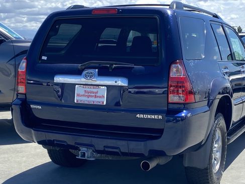 Used 2007 Toyota 4Runner SR5 image 4