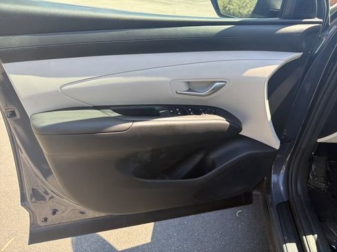 Used 2025 Hyundai Tucson SEL FWD image 10