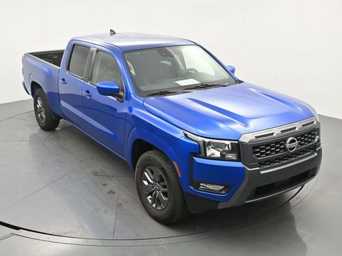 Used 2025 Nissan Frontier SV w/ SV Convenience Package RWD image 20