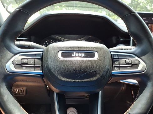 Used 2022 Jeep Compass Limited AWD/4WD image 24