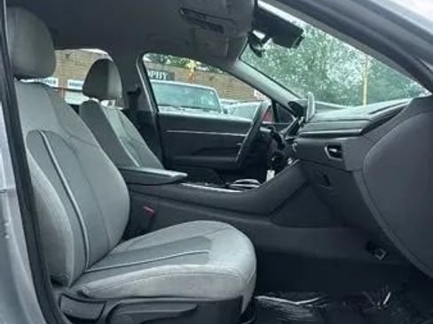Used 2021 Hyundai Sonata SE FWD image 15