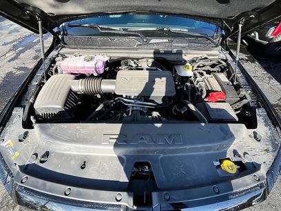 New 2026 RAM 1500 4x4 Crew Cab
