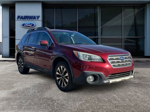 Used 2016 Subaru Outback 2.5i Limited image 2