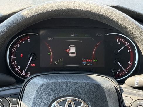 Used 2024 Toyota RAV4 XLE FWD image 16