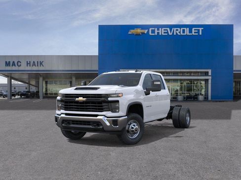 New 2026 Chevrolet Silverado 3500 W/T w/ WT Convenience Package AWD/4WD image 8