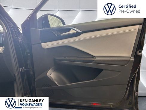 Certified 2024 Volkswagen Taos SE AWD/4WD image 24
