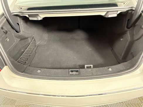 Used 2010 Mercedes-Benz E 350 Coupe image 27