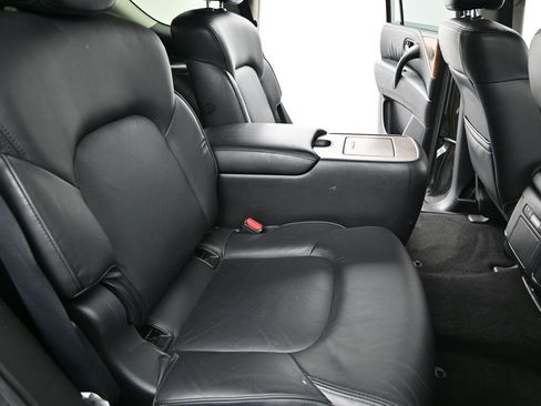 Used 2024 Nissan Armada SL w/ Captain's Chairs Package RWD image 9