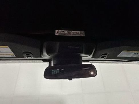 Used 2024 Jeep Wrangler Unlimited AWD/4WD image 24