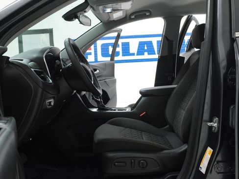 Used 2022 Chevrolet Equinox LT FWD image 17