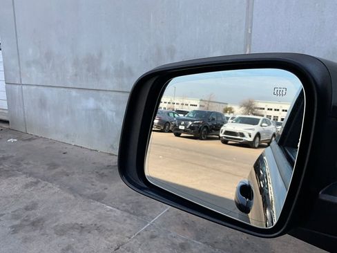 Used 2015 Dodge Durango R/T w/ Technology Group image 20