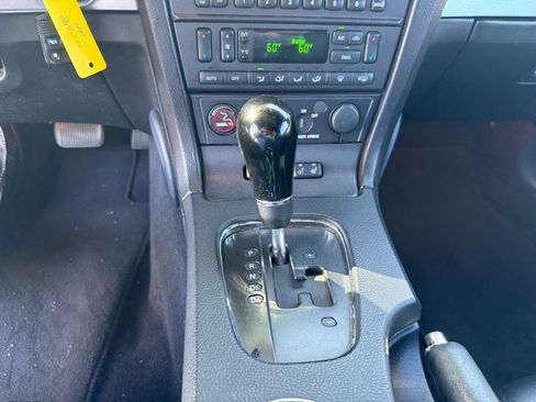 Used 2003 Ford Thunderbird RWD image 25