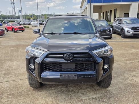 Used 2022 Toyota 4Runner SR5 Premium w/ Moonroof Package AWD/4WD image 24