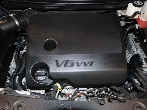 Used 2023 Buick Enclave Avenir w/ Avenir Technology Package image 78