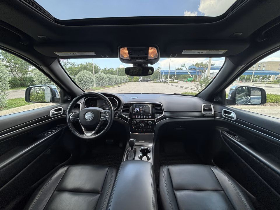 Used 2021 Jeep Grand Cherokee Limited RWD image 10