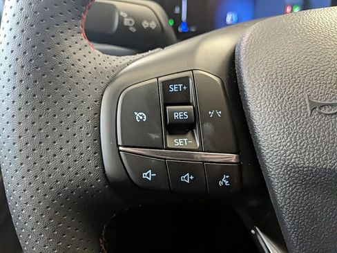 Used 2025 Ford Escape ST-Line w/ Cold Weather Package image 16