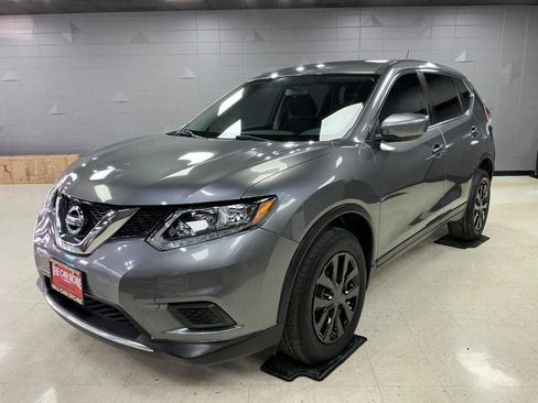 Used 2016 Nissan Rogue S AWD/4WD image 5