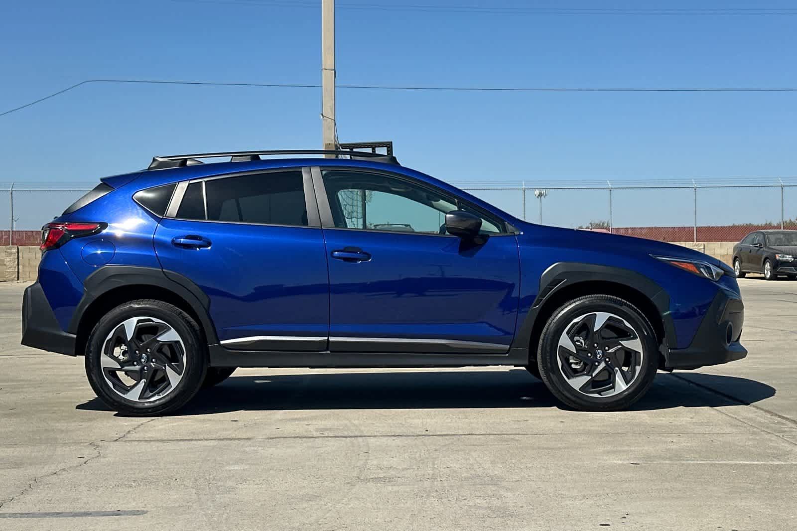 Used 2025 Subaru Crosstrek 2.5i Limited w/ Popular Package #3A AWD/4WD image 2