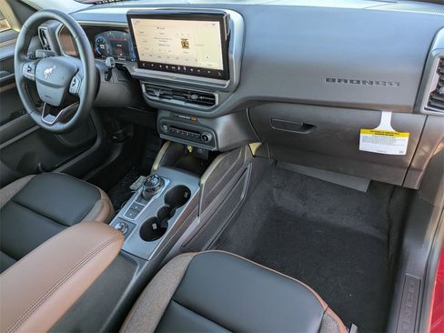 New 2025 Ford Bronco Sport Outer Banks w/ Outer Banks Tech Package+ image 21