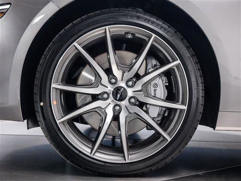 New 2026 Genesis G70 2.5T image 13