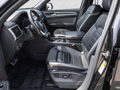 Used 2023 Volkswagen Atlas Cross Sport SEL Premium R-Line AWD/4WD image 12