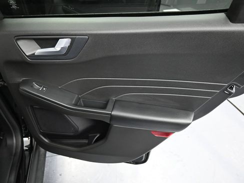 Certified 2023 Ford Escape ST-Line w/ Tech Pack #1 image 29